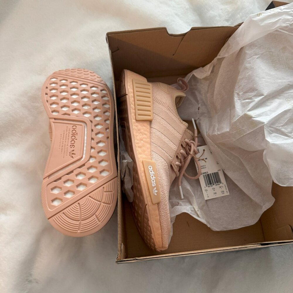 Adidas NMD_R1 Halo Blush Women's Athletic Shoes Size 7